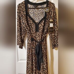 Marilyn Monroe Leopard print 2 piece Robe/Nightgown with spaghetti straps L